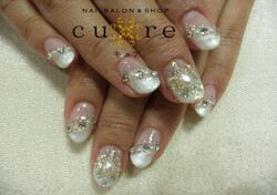 ホワイトでブライダル