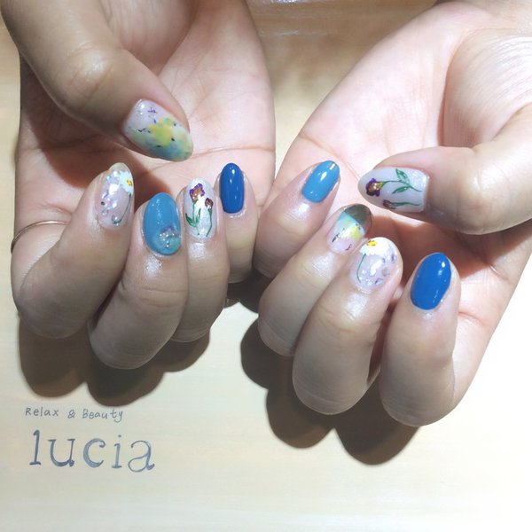 ニュアンスフラワーネイル♪|Lucia