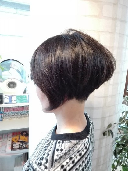 前下がりショート Grow Hair Design グローヘアーデザイン 千葉県 成田 の髪型 ヘアスタイルカタログ ビューティーパーク