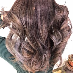 3Dグラデーションモーブバイオレット