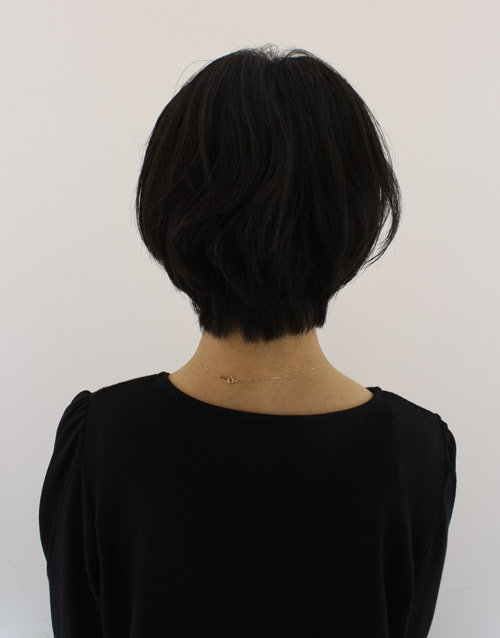 丸みのあるショート|Raffine三宮