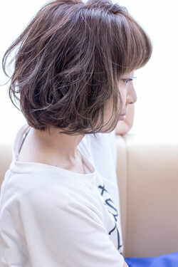 大人かわいいエアリーショートボブ
