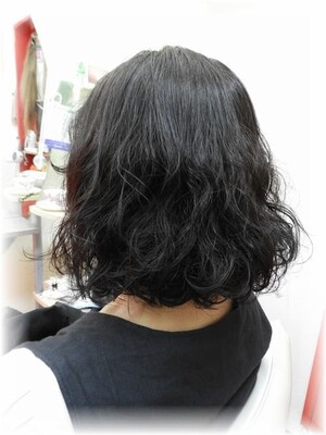 リッヂの効いた平巻きパーマ 246 Hair Room Lamp ヘアルームランプ 沖縄県 読谷 の髪型 ヘアスタイルカタログ ビューティーパーク
