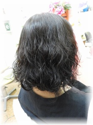 リッヂの効いた平巻きパーマ 246 Hair Room Lamp ヘアルームランプ 沖縄県 読谷 の髪型 ヘアスタイルカタログ ビューティーパーク