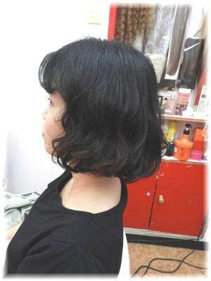 可愛い大人なボブパーマ 243 Hair Room Lamp ヘアルームランプ 沖縄県 読谷 の髪型 ヘアスタイルカタログ ビューティーパーク