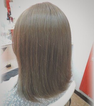 14レベルのブルーアッシュカラー Hair Room Lamp ヘアルームランプ 沖縄県 読谷 の髪型 ヘアスタイルカタログ ビューティーパーク