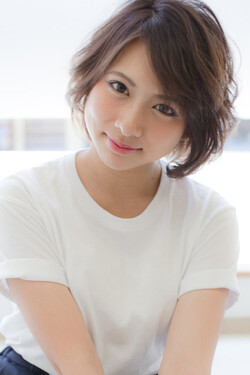 ひし形シルエット　エアリーショート