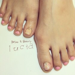 夏カラーネイル♪|Lucia