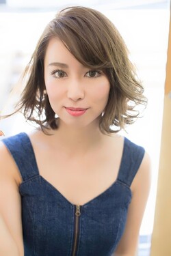 大人かわいい　ひし形シルエット　ボブ