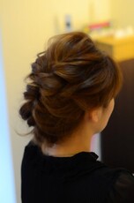 ミディアムヘアアレンジ|SQUASH