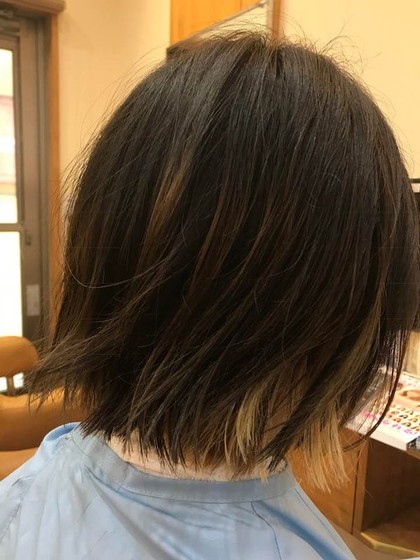 前 下がり ボブ 2020年春 前下がりボブで斜め前髪の髪型 ヘアカタログ ヘアスタイル を探す