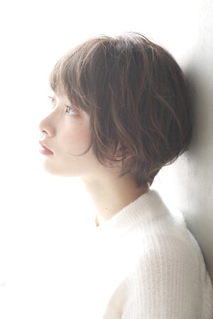大人かわいいショート パーマ ａｕｑｗａ アウクワ 東京都 自由が丘 の髪型 ヘアスタイルカタログ ビューティーパーク