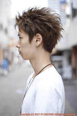 スモーキーアップバングでクールにキメよう|セントジョージ香里園店　MEN'S HAIR
