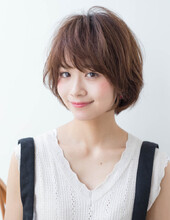 透けるアシメバングが可愛いマッシュボブ|Fringe Hair Salon