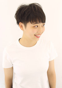 一周刈り上げた、ボーイッシュショート|Raffine三宮