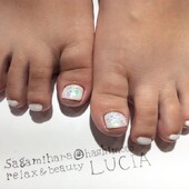 ホログラム埋め尽くしネイル|Lucia