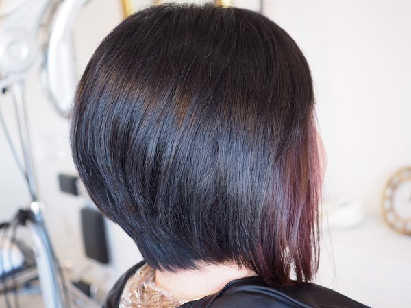 インナーカラー　前下がり　ボブ　レッド系　8トーン|MARBLE hair＆nail