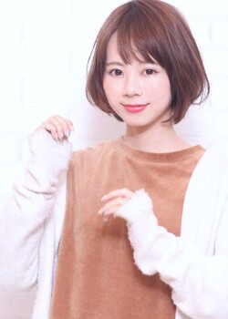 フェミニンボブ