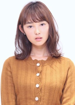 無造作ミディアムロブ