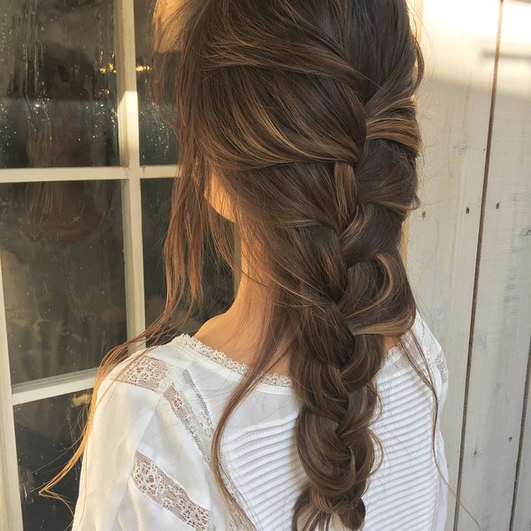 ハイライトがアクセントのアレンジスタイル|ade atelier（アデ アトリエ）梅ヶ丘