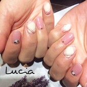ピンクチェックネイル|Lucia