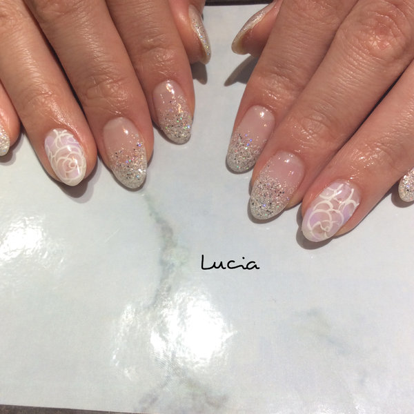 ラメグラデカメリアネイル♪♪|Lucia
