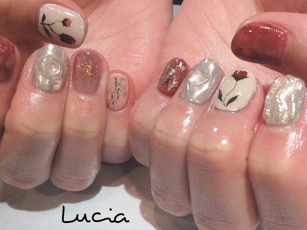 アンティークフラワーネイル|Lucia