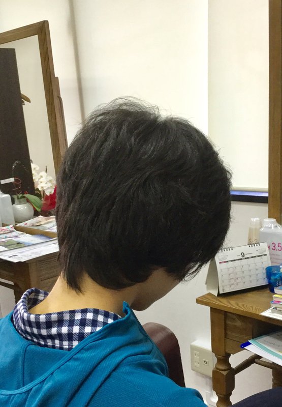 くせ毛に特化したすきハサミを使わないキュビズムカッ|愛媛・西条美容室～想～