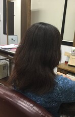 くせ毛多毛の悩みにすきハサミを使わないカット|愛媛・西条美容室～想～