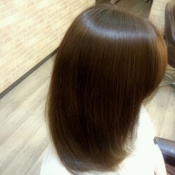 さらつやナチュラルストレート|SQUASH