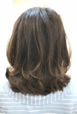 大人のバレイヤージュ|SQUASH