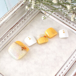 イエローフットネイル