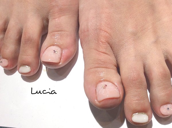 フラワーネイル♪♪♪|Lucia