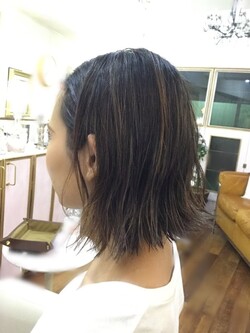 felizデザインカラー名古屋ハイライトボブヘア