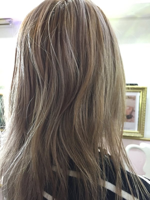 ベージュ外国人風ヨーロピアンfeliz052-|feliz