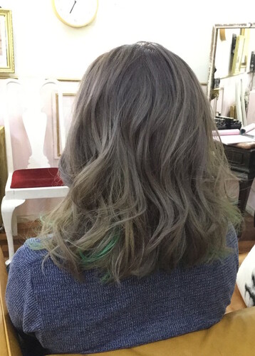 グレージュMixカラー＆インナーグリーンカラー