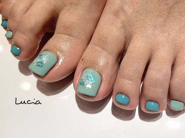 爽やかフットシェルネイル|Lucia