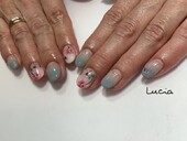 コスモスネイル|Lucia