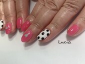 ピンクドットネイル|Lucia