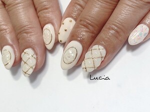 キルティングネイル ホワイト Lucia ルチア 神奈川県 橋本 のネイルデザインカタログ ビューティーパーク