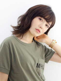 髪が多い方でもシュッとまとまるくびれヘア