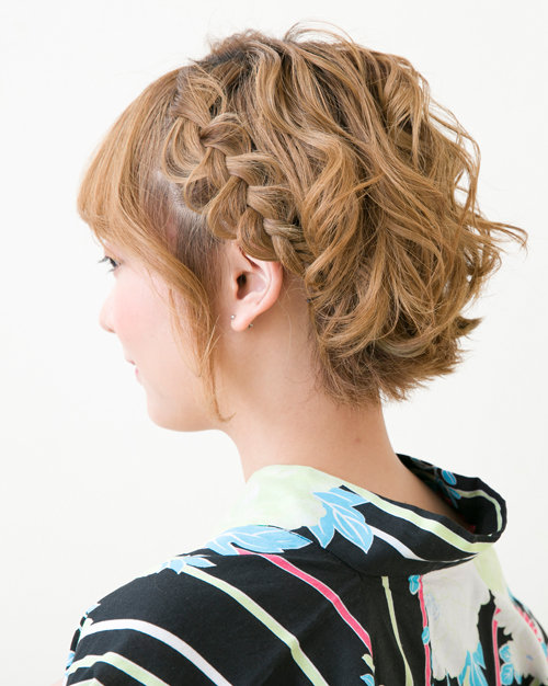 ショートヘアの浴衣髪型アレンジ|gem梅田
