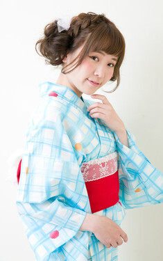 浴衣の髪型　浴衣着付けとヘアセット