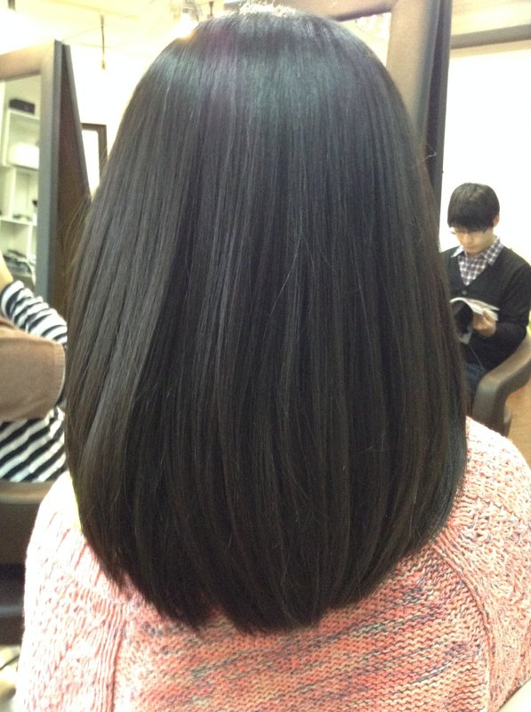 美シルエット♪　前上がりのワンレンカット|Ａｕｓｌｅｓｅ【アウスレーゼ】