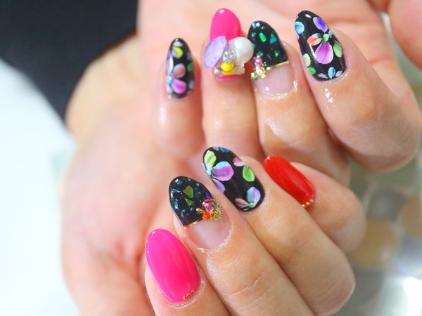 フラワーデザイン3|nail salon Vivid Queen