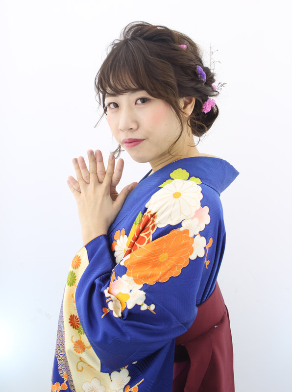 ゆるふわまとめ髪|Raffine三宮