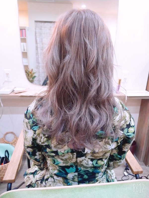ラベンダーベージュ|Hair design miel 東山七条店