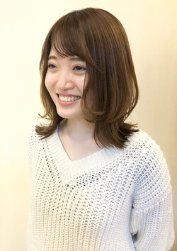 軽やかレイヤースタイル|B2C-TeamS