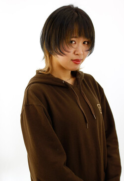 エクステをつけてボブからエモ系ウルフにイメージチェンジ|Raffine三宮