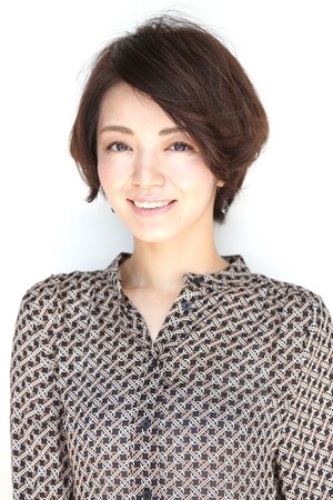 ミセスのショートミディアム Claro Mizuno クラーロミズノ 静岡県 裾野 の髪型 ヘアスタイルカタログ ビューティーパーク